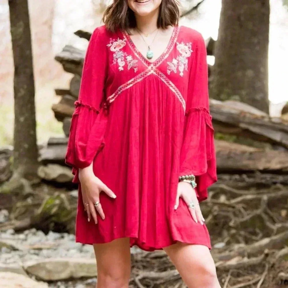 Altar’d State Red Embroider 100% Rayon Victorian Peasant V-Cut Dress Size M - Picture 1 of 14